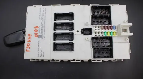 BMW 3 F30 F35 F31 Central body control module 9325657 61359325 10681810