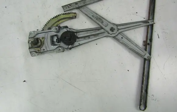 Daewoo Tico Rear door manual window regulator 