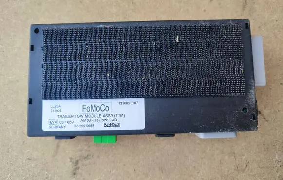 Ford Focus AHM trailer towing control unit/module AM5J19H378AD