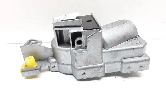 Volvo V70 Steering wheel lock P31202090