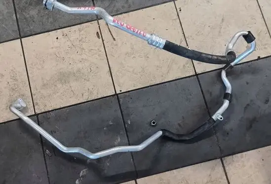 Volkswagen Beetle A5 Air conditioning (A/C) pipe/hose 70TYS