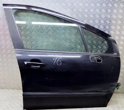 Peugeot 308 Front door 9004CC
