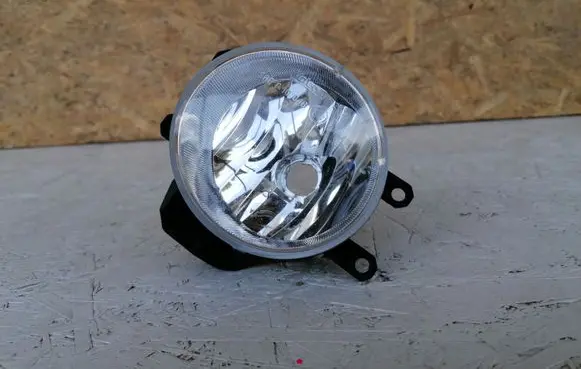 Toyota Yaris Front fog light 8122002110