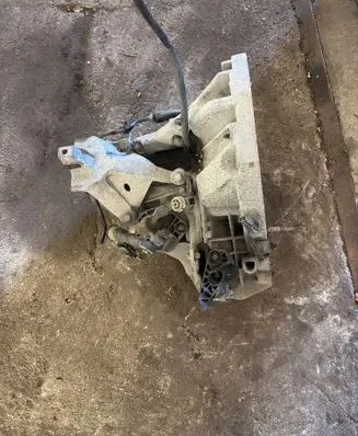 Renault Megane III Manual 5 speed gearbox JR5175 A020852 8200859980