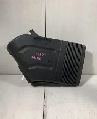 Audi A4 S4 B6 8E 8H Air intake duct part 8E0129617D