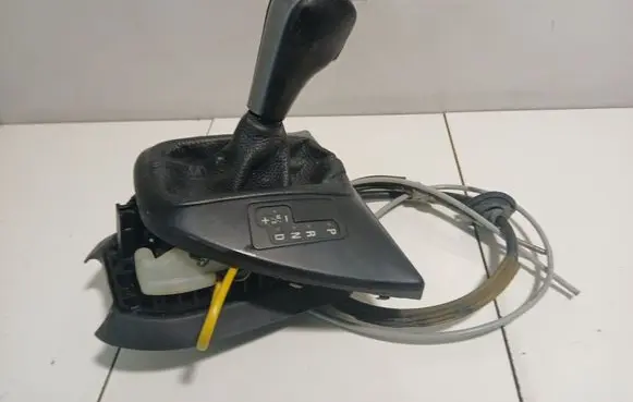 BMW X5 E53 Gear shifter/selector 7525330