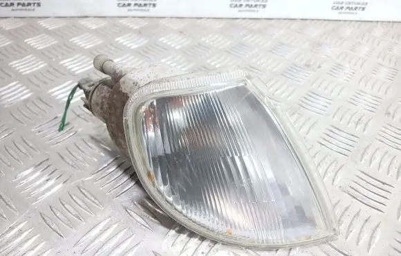 Citroen Saxo Front fender indicator light 014714