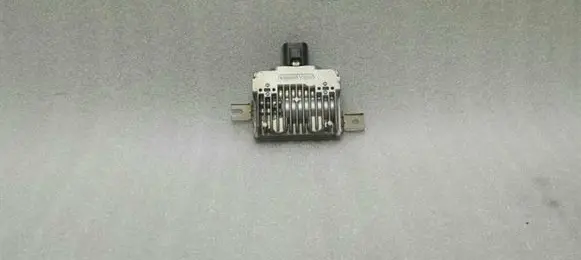 Aston Martin DB9 Fuel pump relay 7H429D372AA