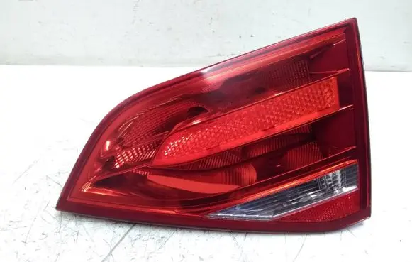 Audi A4 S4 B8 8K Tailgate rear/tail lights