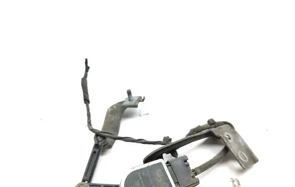 Mercedes-Benz B W246 W242 Headlight level adjustment motor A0045429918