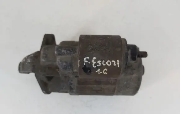Ford Escort Starter motor 105822414