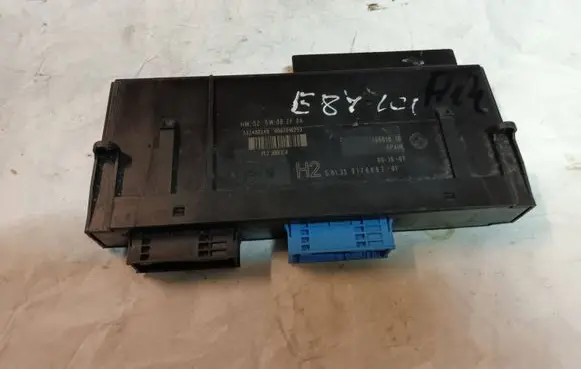 BMW 1 E81 E87 Comfort/convenience module 9176882 532400249