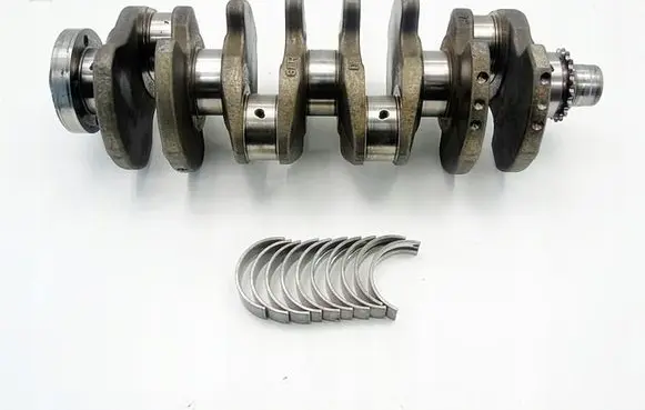 Volkswagen Touran I Crankshaft 038Q