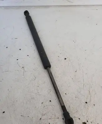 BMW 3 E36 Tailgate/trunk strut/damper 8254281