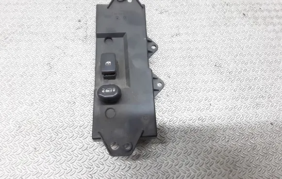 Chrysler Pacifica Electric window control switch 77476365