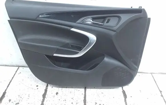 Opel Insignia A Front door card panel trim 1063728