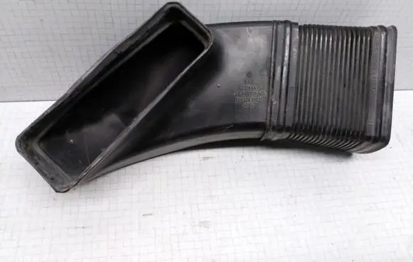 Volkswagen PASSAT B5.5 Cabin air duct channel 3B0129617D 3B0129617F