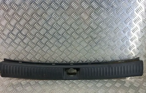 KIA Sorento Trunk/boot sill cover protection 85770C5000