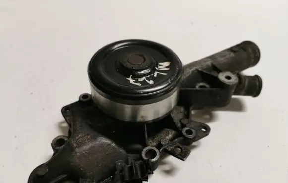 Mercedes-Benz ML W163 Water pump