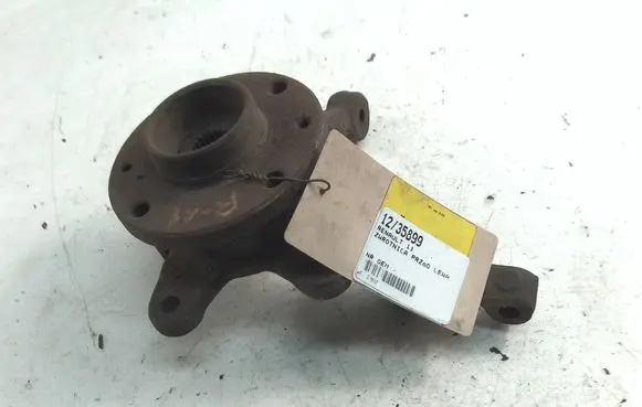 Alfa Romeo 6 119 Front wheel hub spindle knuckle 