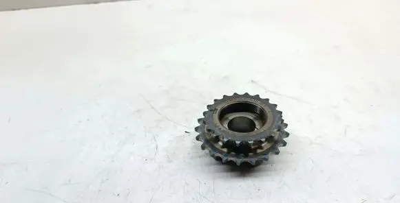 BMW 3 F30 F35 F31 Timing chain sprocket 8518189