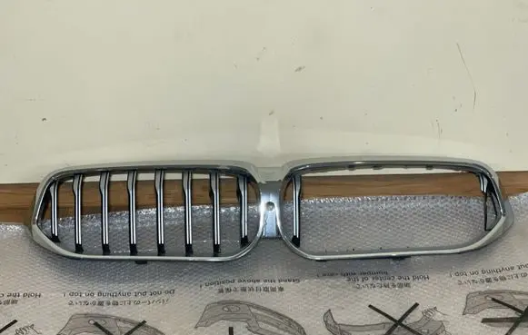 BMW 6 G32 Gran Turismo Front bumper upper radiator grill 51139464238