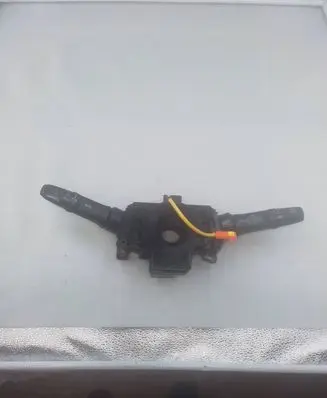 Mitsubishi Outlander Wiper turn signal indicator stalk/switch 17G694 8617A013