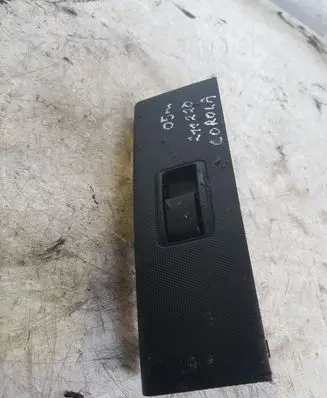 Toyota Corolla Verso AR10 Electric window control switch