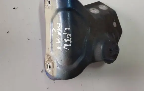 Skoda Fabia Mk3 (NJ) Fender mounting bracket 6V0821141