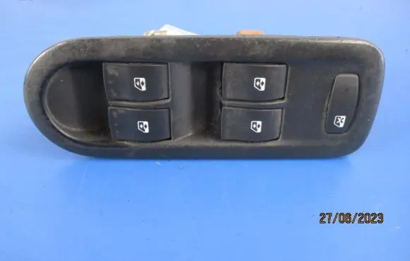 Renault Megane II Other devices 8200160603