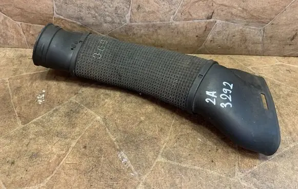 Mercedes-Benz CLS C218 X218 Air intake duct part A2730940311