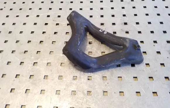Volvo XC90 Other engine bay part