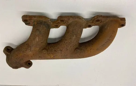 Mercedes-Benz E W124 Exhaust manifold 6031420702 A6031420702