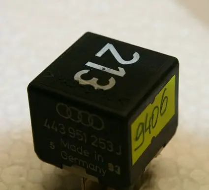 Audi A4 S4 B5 8D Other relay 443951253J