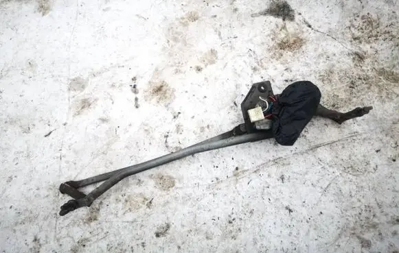Peugeot 405 Front wiper linkage and motor