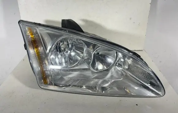 Ford Focus Headlight/headlamp 4M5113099AC