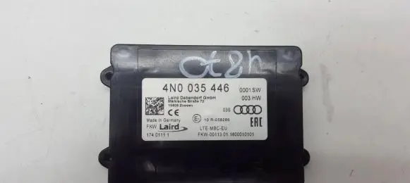 Audi A3 S3 8V Antenna control unit 4N0035446