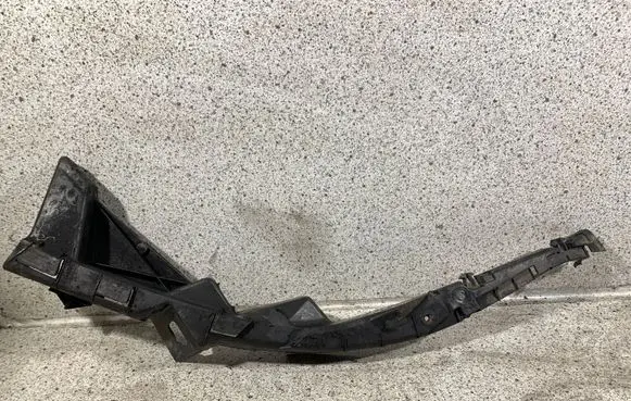 Volkswagen PASSAT B6 Front bumper mounting bracket 3B0807049C