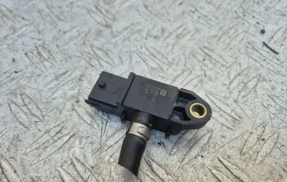 Opel Insignia A Air pressure sensor 5556186 2B14