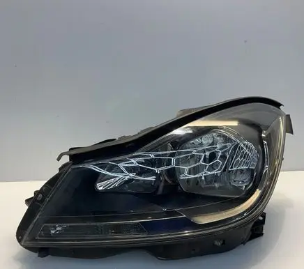 Mercedes-Benz C W204 Headlight/headlamp A2048209559 2048209559