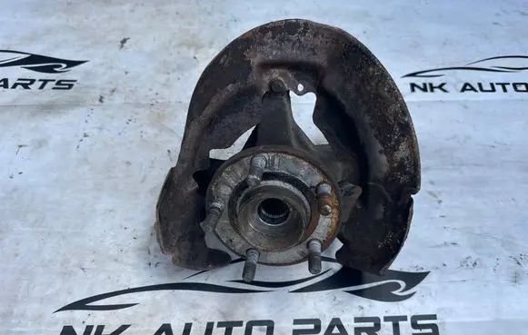 Volvo V50 Front wheel hub spindle knuckle 3M513K170