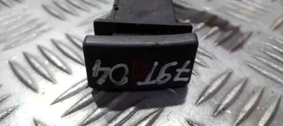 Toyota Avensis T250 Hazard light switch 157963 TR9503