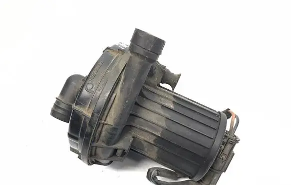 BMW 7 E65 E66 Secondary air pump 7506210