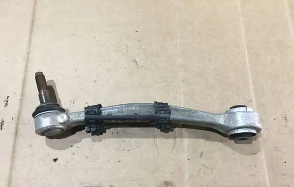 BMW M4 F82 F83 Rear control arm 2284777