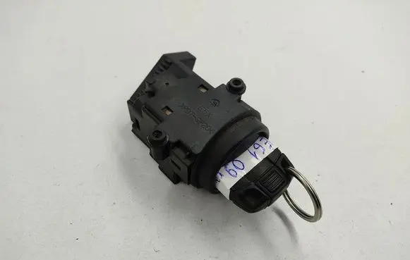 BMW 5 E60 E61 Ignition lock 695472215