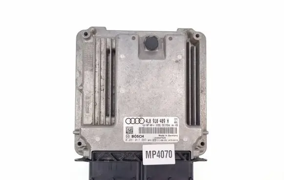 Audi Q7 4L Engine control unit/module 4L0907409A 4L0910409H 0281017983