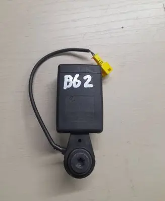 Mercedes-Benz B W246 W242 Middle seatbelt buckle (rear) A2468600369 1827841834 307521600