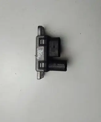 Glow plug pre-heat relay