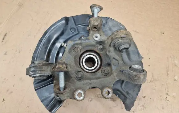 BMW X4 F26 Rear wheel hub 6797570