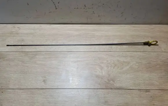 Oil level dip stick